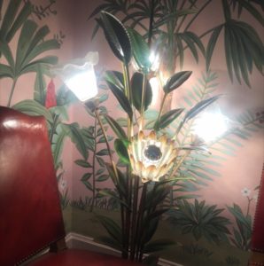 Flower lamp de Gournay Paris